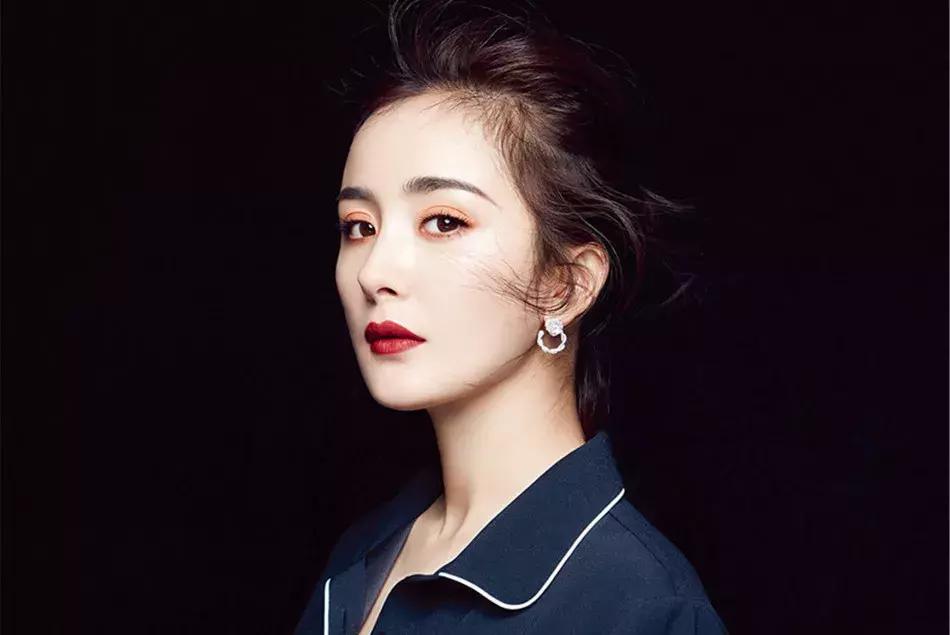 杨幂卸妆前和卸妆后的样子,杨幂我宁愿节目中卸妆一万遍