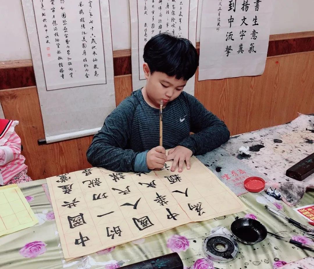 疫情面前，一名9岁小学生说：这才是我们这一代该追的星！