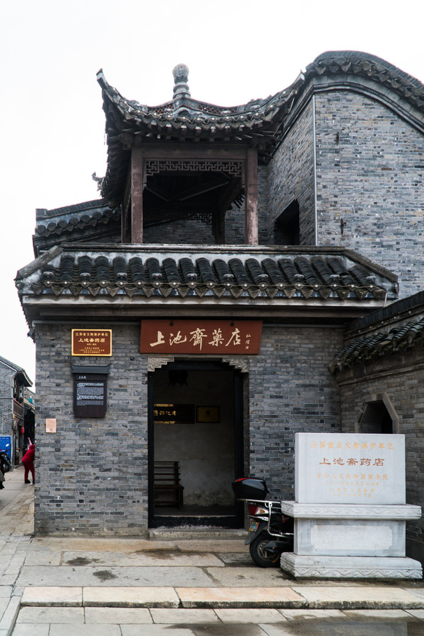 踏春赏花正当时，打卡千垛水上油菜花！玩转兴化景点美食全攻略