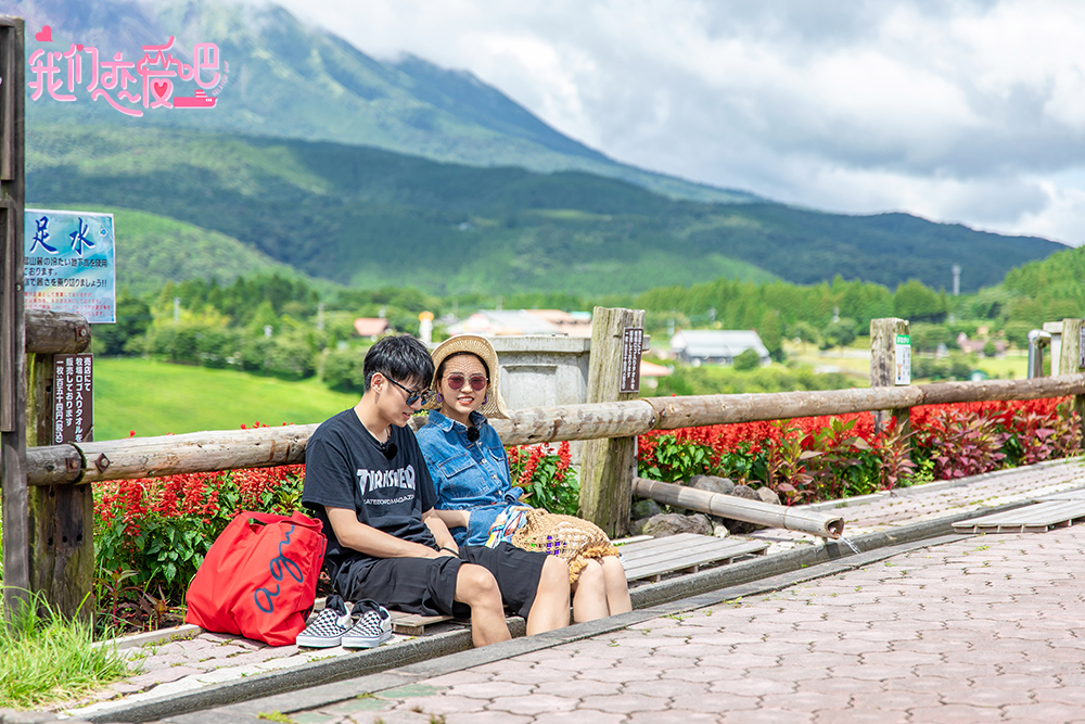 我们恋爱吧主持人问朱正廷,我们恋爱吧朱正廷完整版