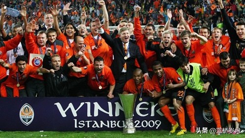 迪纳摩和斯巴达,迪纳摩斯巴达