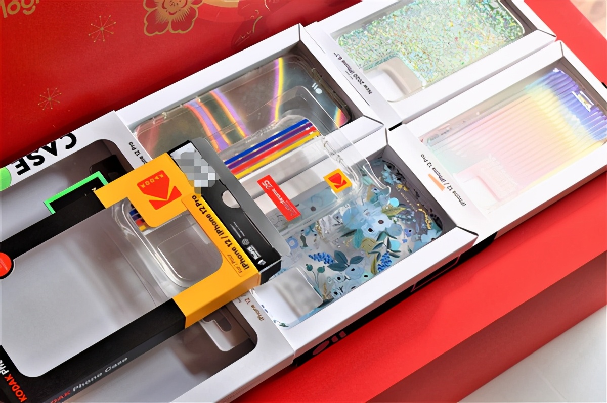 iphone12pro皮革保护套,iphone12或将搭配新保护壳