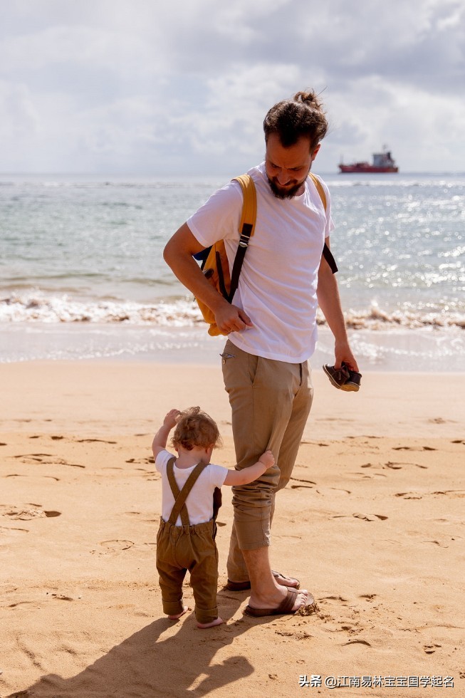 国学起名男孩姓李单字,国学经典大气取名男孩乳名