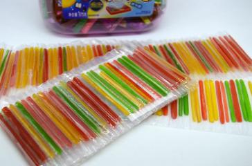 只卖“一毛钱”的零食，我赌50包香酥米，全吃过的估计都快奔4了