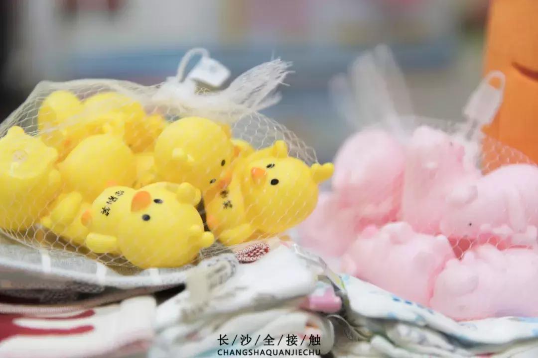 留得住回忆但是留不住人心,留得住的记忆回不去的乡愁