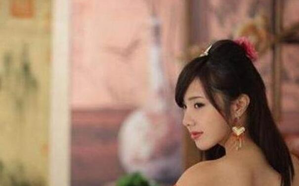 监控手段缺乏的古代，*楼青**女子为何不逃跑，非要花大价钱赎身？