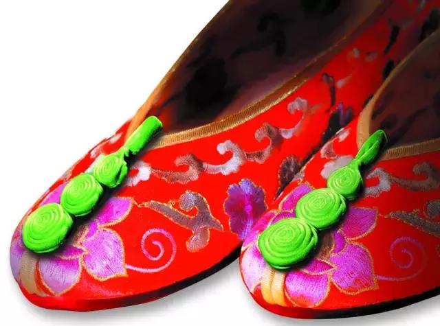 绣花鞋中国风复古,魅力绣花鞋