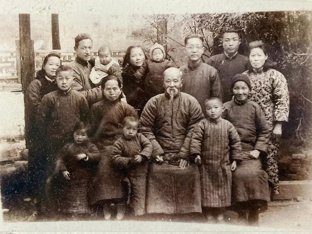 周恩来同志光明题词80周年丨那些光明往事