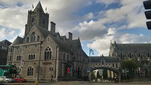 新教天主教最大的区别,新教和天主教有何区别