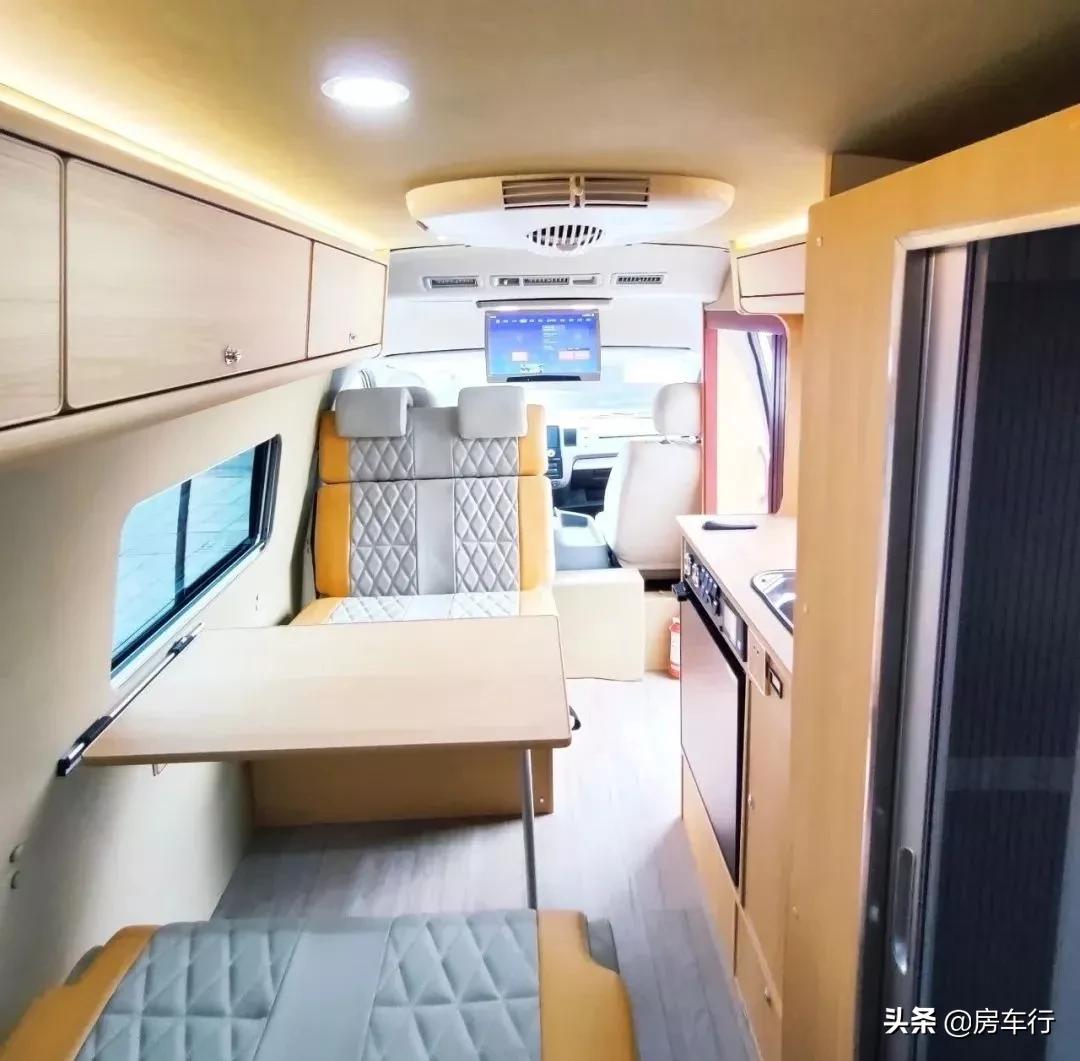 房车价格5-10万元低顶b型房车,房车大全20-30万的c型高档房车