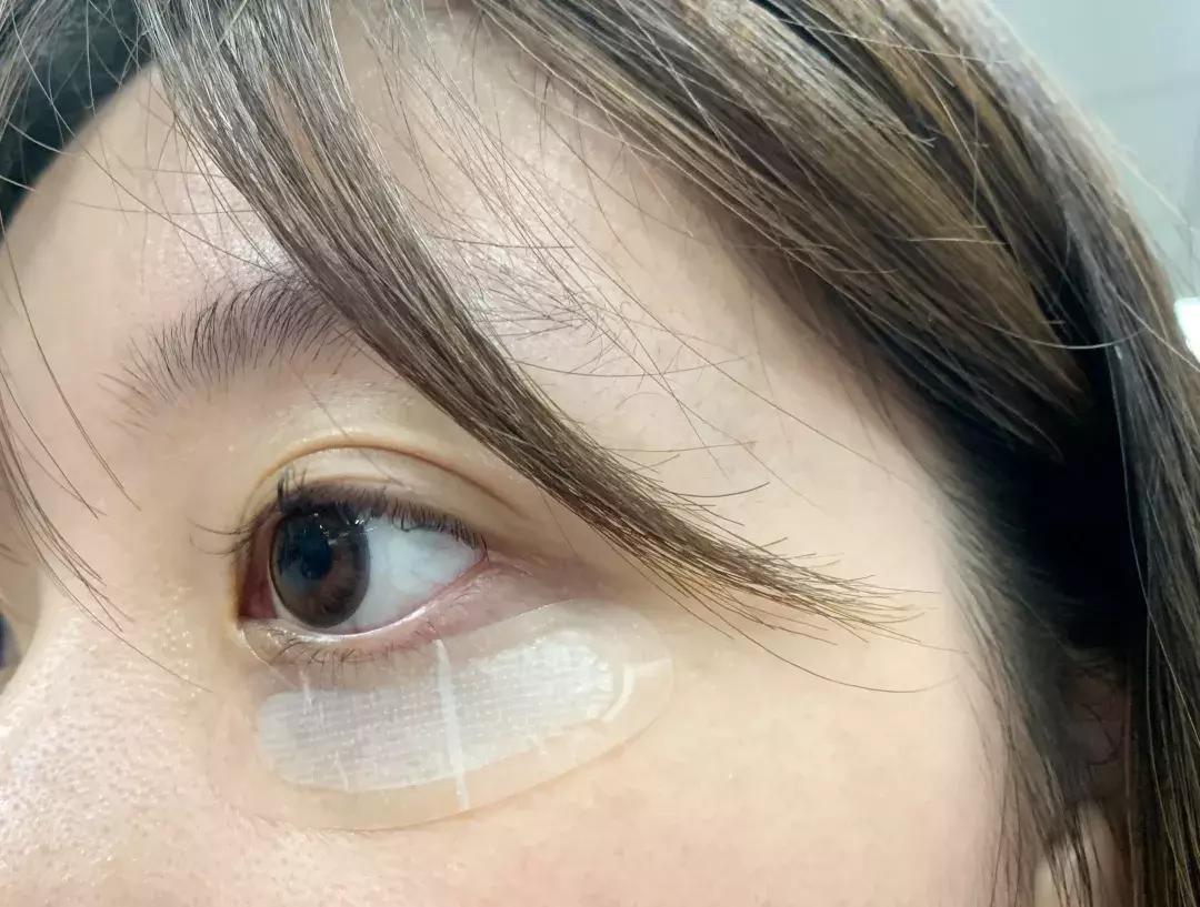 有了前法国第一夫人的百元“黑科技”眼霜,我把3000块眼霜扔了!