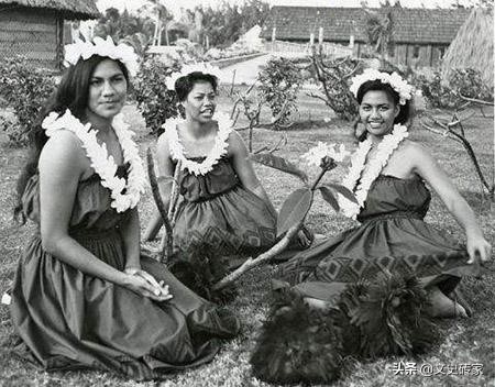 跟中国同时庆祝国庆的小岛国，人口仅有1万，因气候变暖即将消失