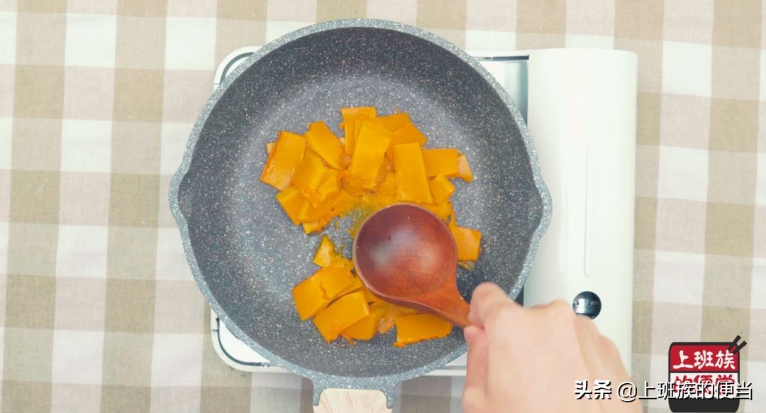 半斤南瓜放多少面粉做馒头,南瓜加纯牛奶糯米饼