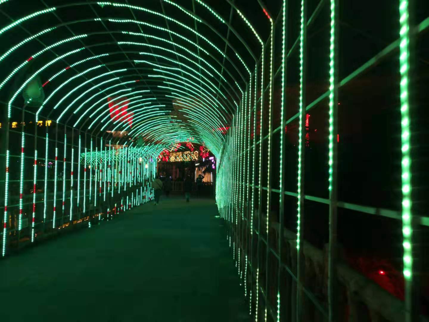 东阳横店梦幻谷,游横店梦幻谷作文