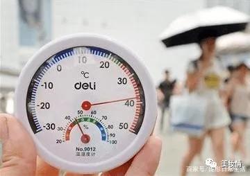 红石榴防晒喷雾让人变黑,哪些防晒喷雾可以变白变黑