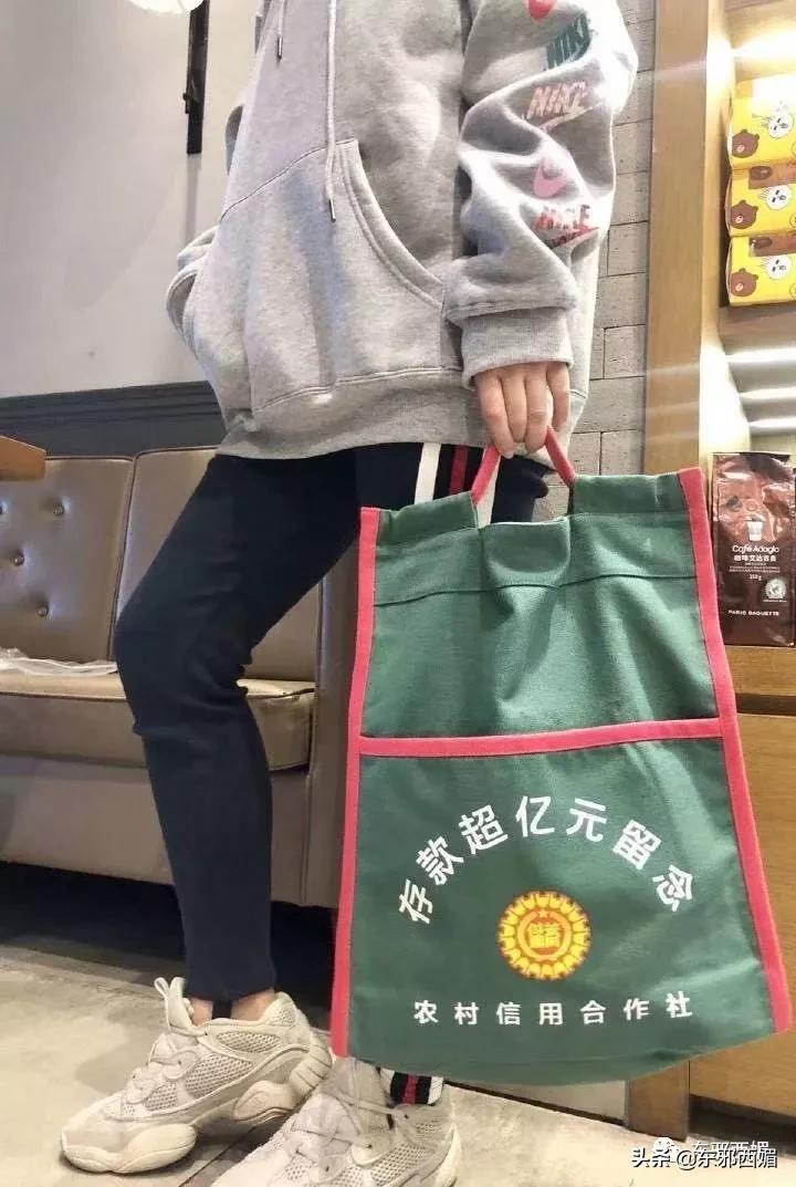 记不住她变化莫测的脸有什么关系？三层楼超豪华别墅过目难忘