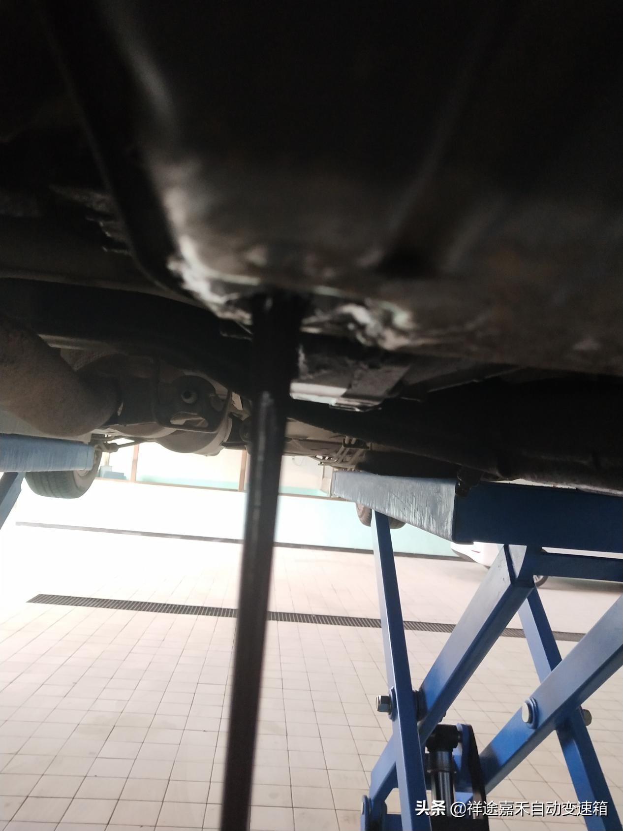 凯美瑞换挡打滑维修,丰田凯美瑞变速箱上挡偶尔打滑