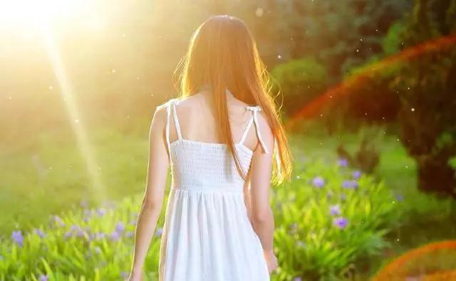 日本女生拍照pose大全,女生近照拍照pose大全