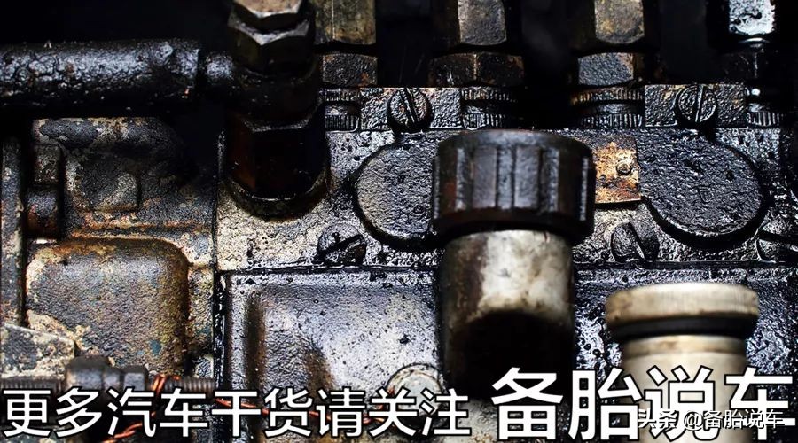 汽车发动机舱需要经常用水冲洗吗,汽车发动机舱需要擦干净吗