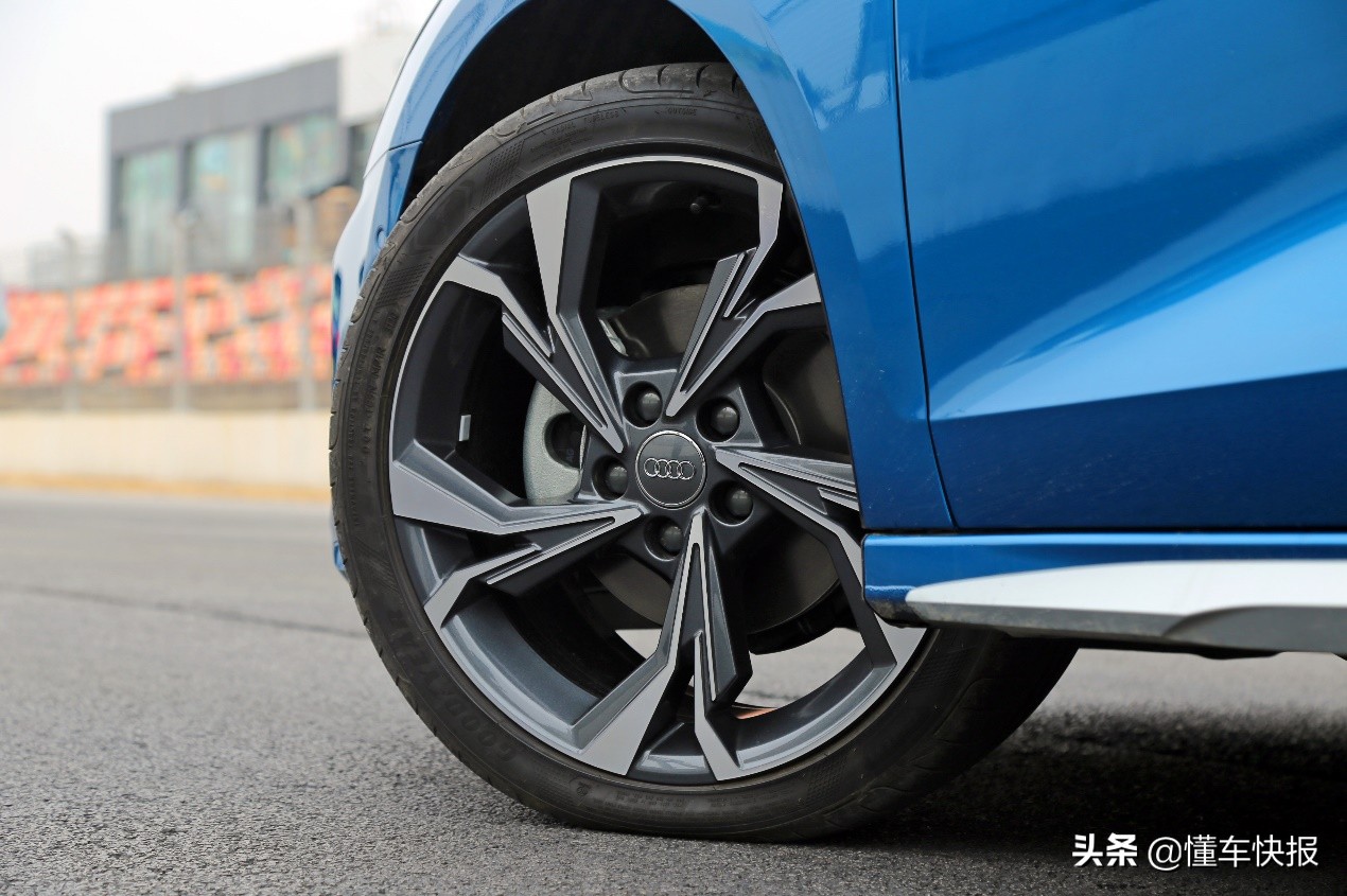 奥迪a3limousine,奥迪a3limousine35tfsi时尚型