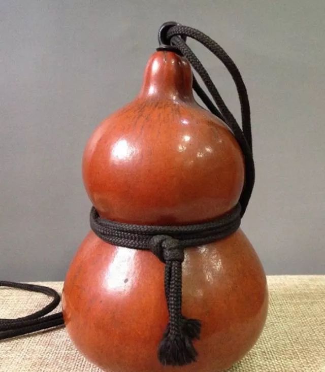 盘文玩葫芦变枣红要多长时间,文玩葫芦每天盘多久最好