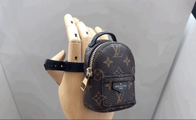 lv出了什么新款吗,lv蝙蝠侠衣服