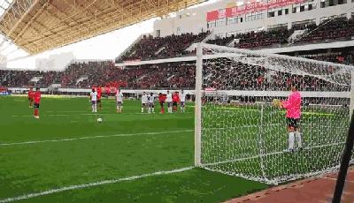 中甲直播陕西大秦之水对青岛黄海,失点球