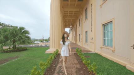 “韩国张钧甯”比基尼照爆红全网，成新任整容模板