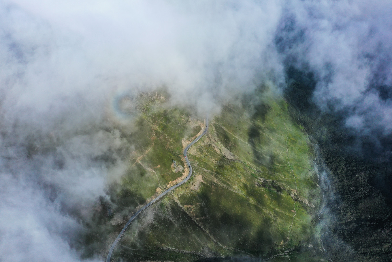 距离成都最近的户外天堂，这里比瑞士、阿尔卑斯还美