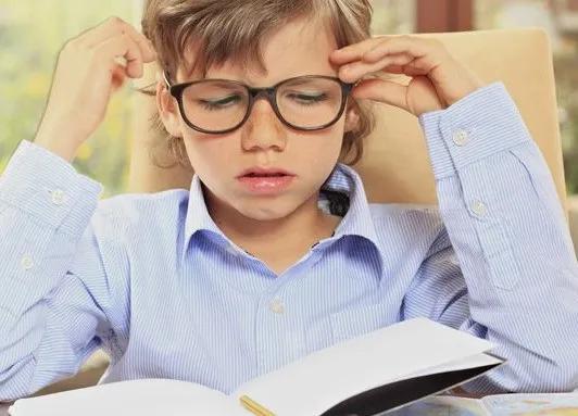 近视不到100度,要戴眼镜吗?达达眼科告诉你