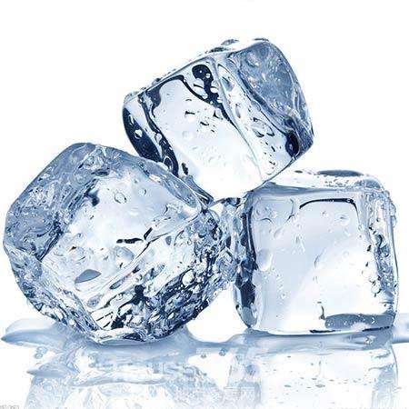 口香糖粘到了头发上怎么取下来,小孩头发上粘了口香糖怎么去除