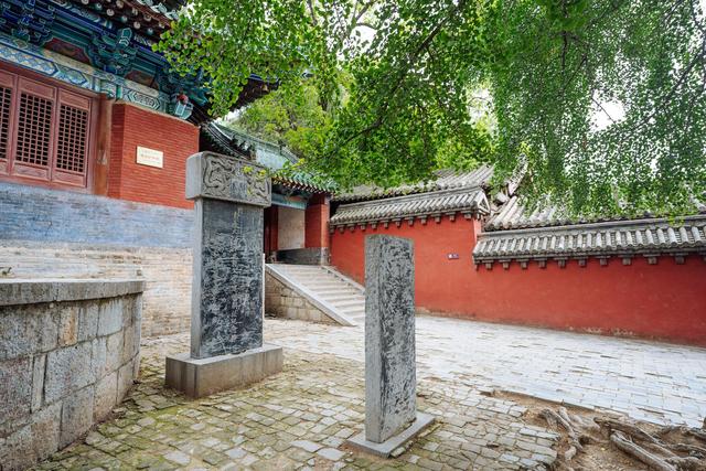 少林寺哪一种功夫比较出名,南少林寺出名还是北少林寺出名