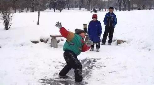 “夺笋啊，羽绒服设计成这样夺笋啊”