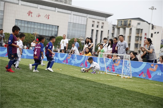 全国足球特色幼儿园活动指南,足球特色幼儿园有哪些活动