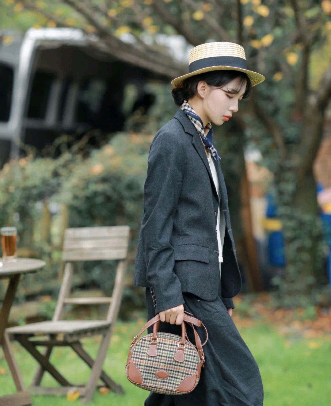 小个子女生的秋装怎么搭配才好看,时尚小个子女装秋装搭配