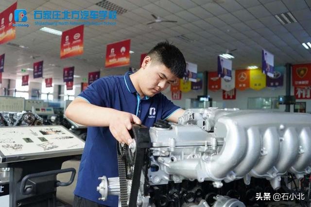 初中毕业学什么专业有前途,初中毕业学康复技术有前途吗