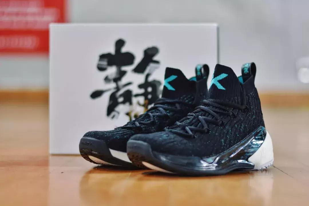 锋线位置的脚底宝藏