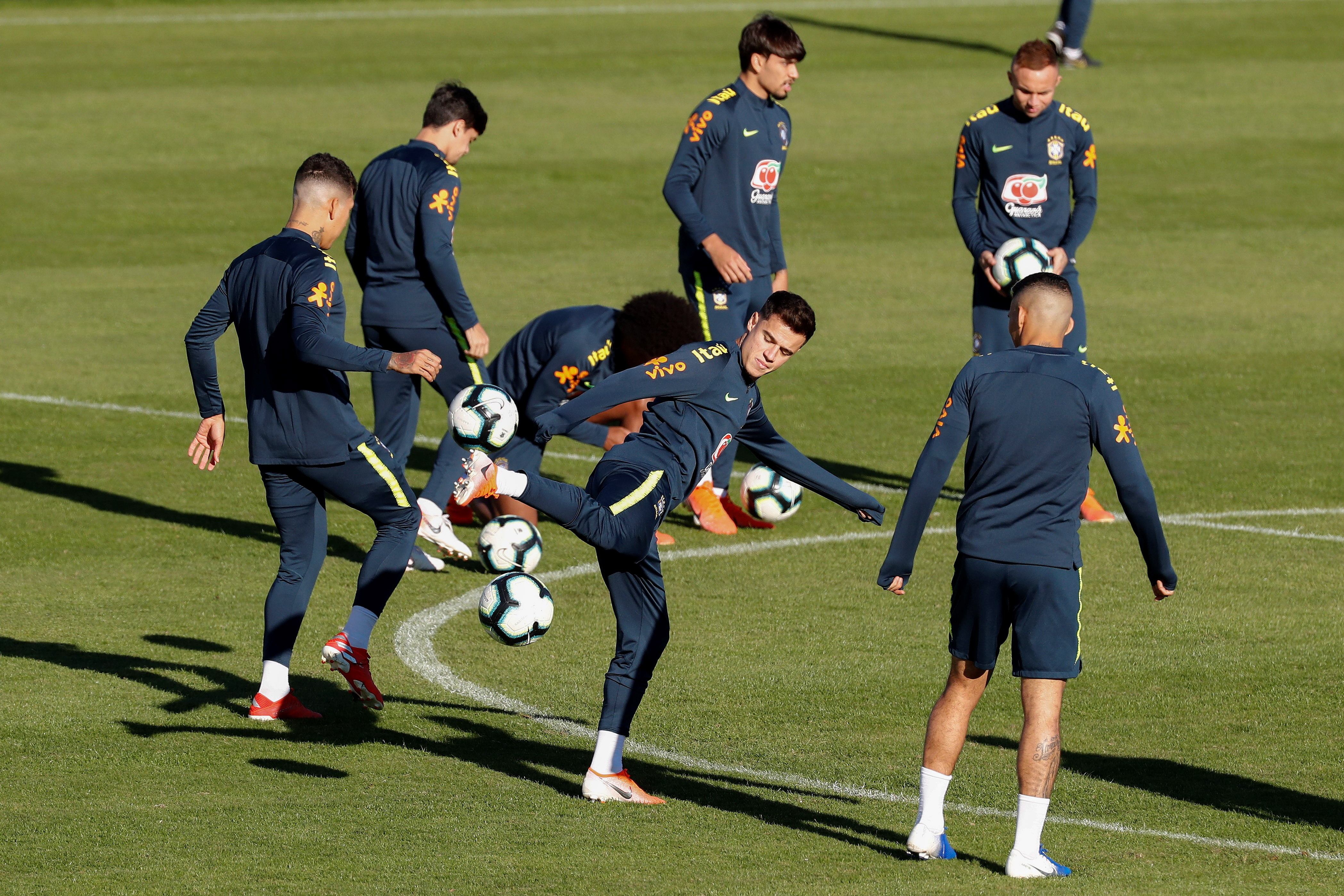 美洲杯巴西vs巴拉圭上半场,美洲杯巴西vs巴拉圭比分结果