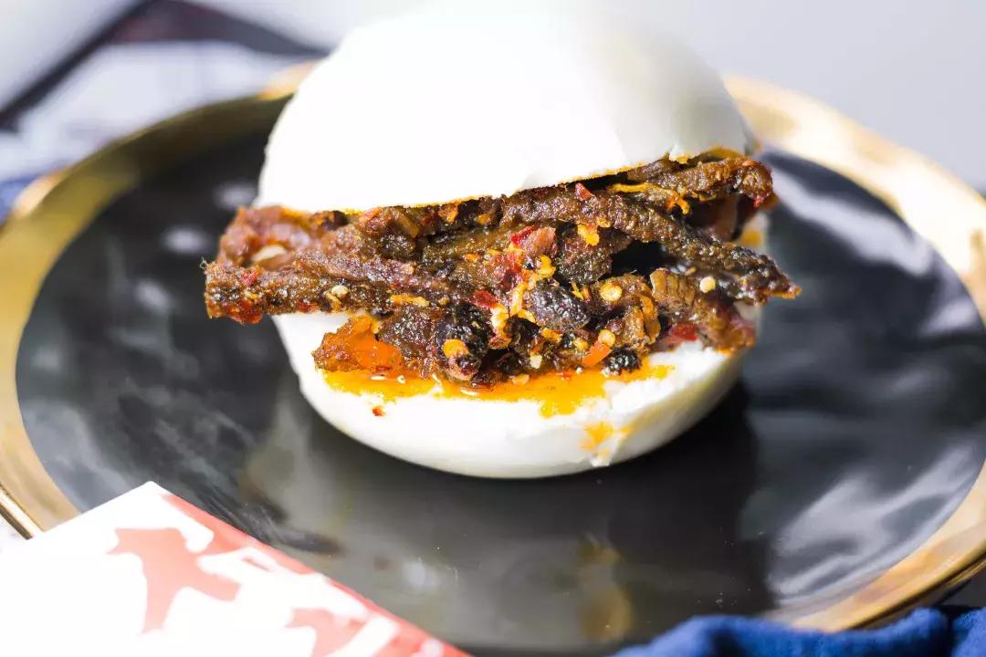 好吃到舔指头！咬上一口，肉汁儿四溢，满足到飘起来