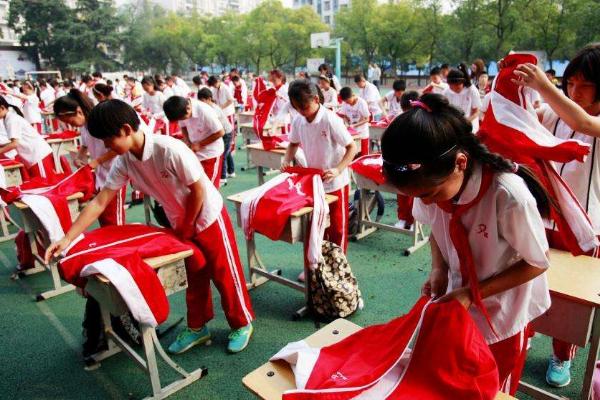 孩子调皮不听话应不应该教育他,孩子调皮不遵守规则