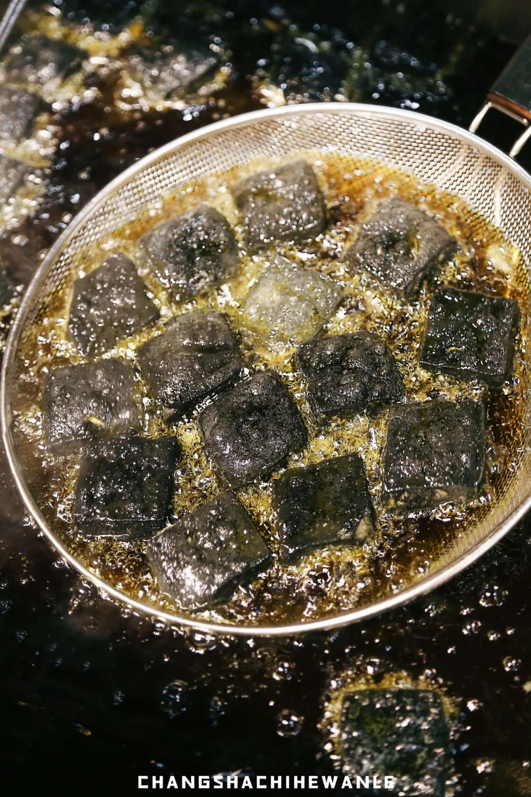 真正正宗的长沙臭豆腐,只香不臭的臭豆腐大家快来尝一尝