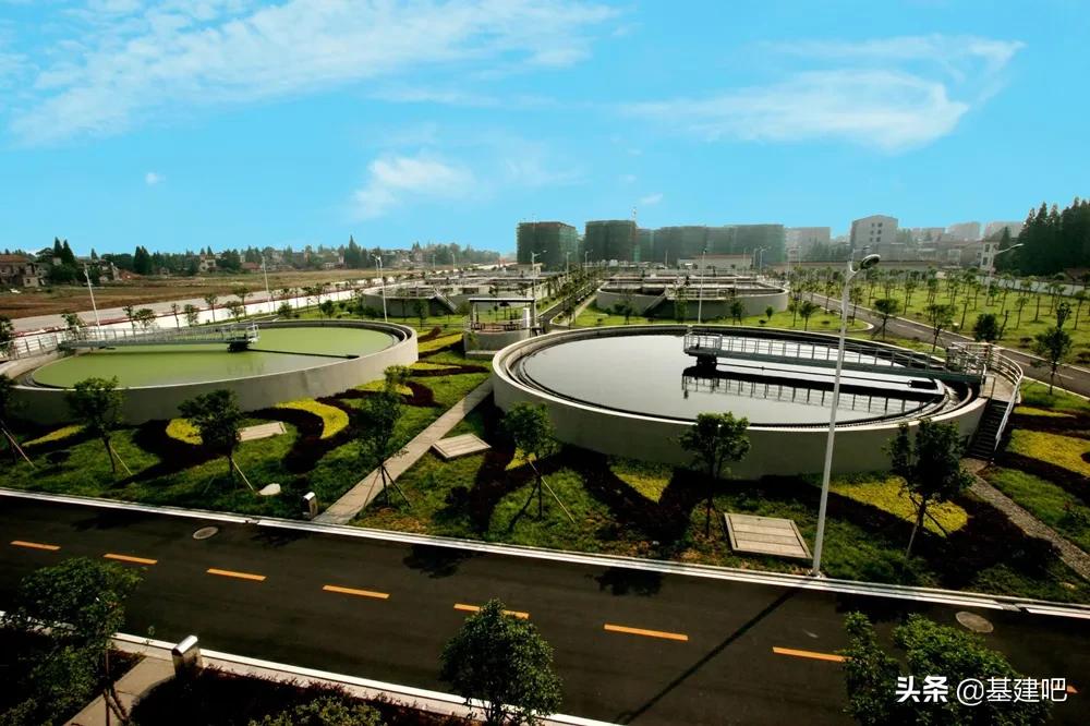 中建二局狂揽100亿+从新基建到旧城改造，根本停不下来