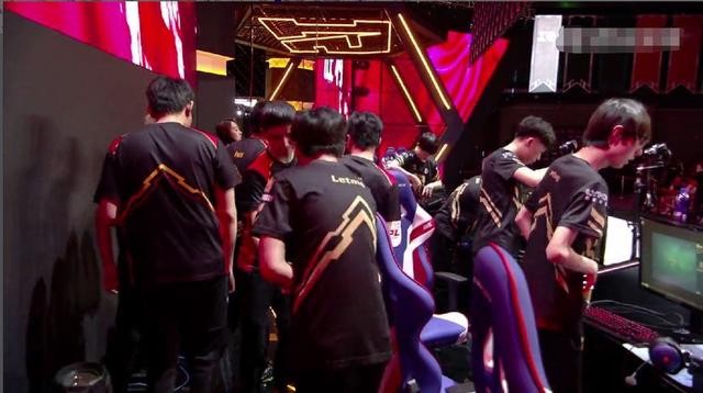 英雄联盟采访环节无语,英雄联盟不尊重对手行为