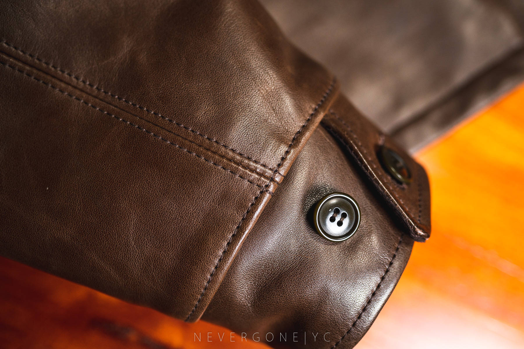 卖2万却不想让人买到的皮衣：AtLastCoLot.670马皮皮衣