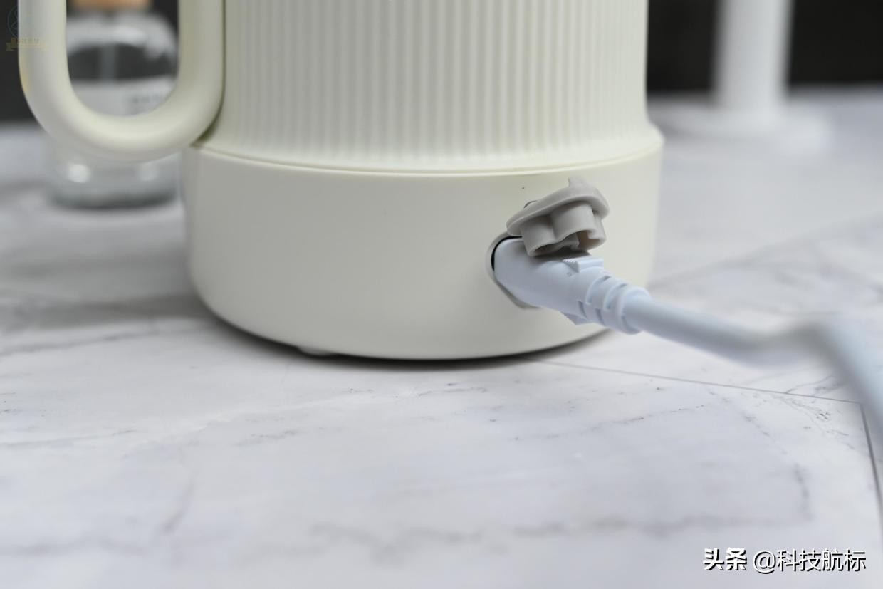 七彩叮当养生壶质量好还是小熊好,七彩叮当养生壶炖煮视频