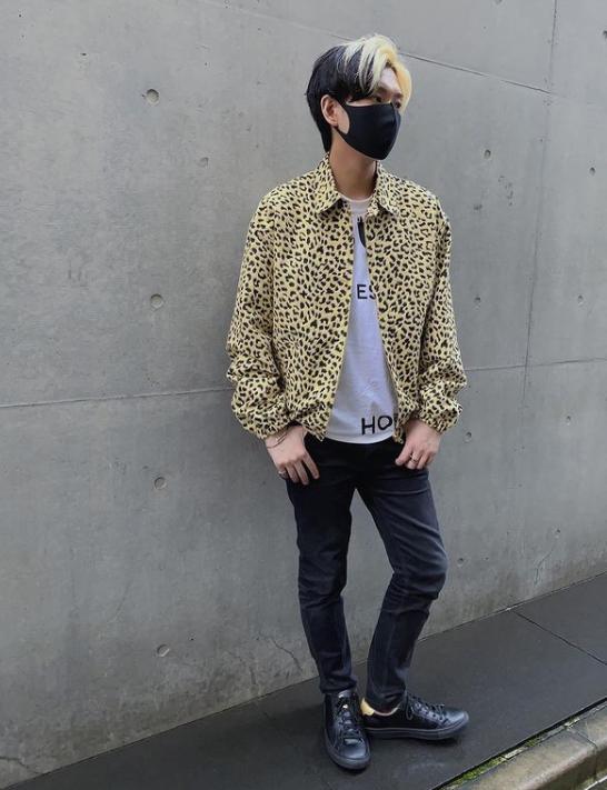 日本帅气第一网红买豪表炫富！全球仅一块，204万他全拿现金付