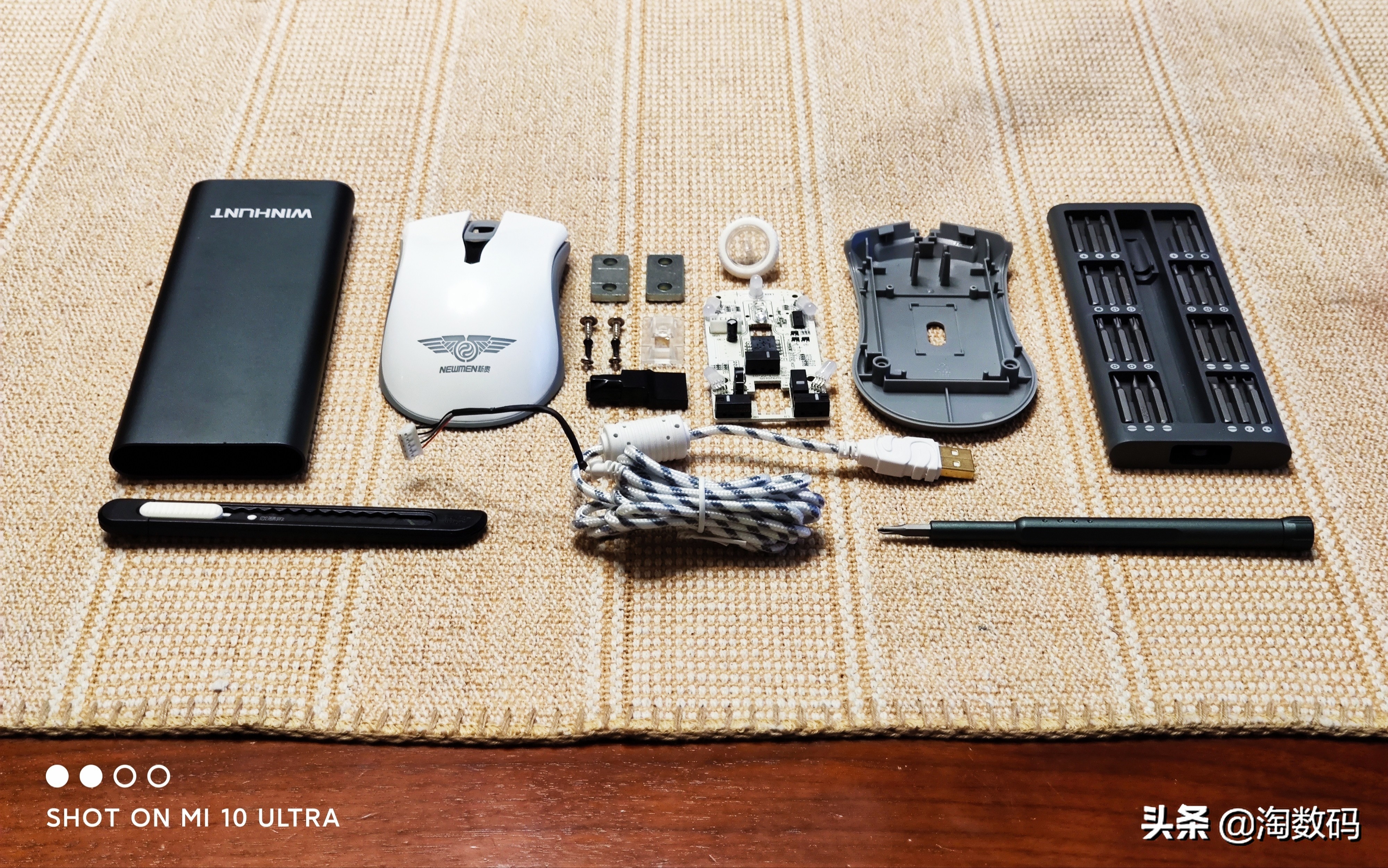 欧姆龙鼠标微动开关盖子如何拆,欧姆龙蓝点微动鼠标