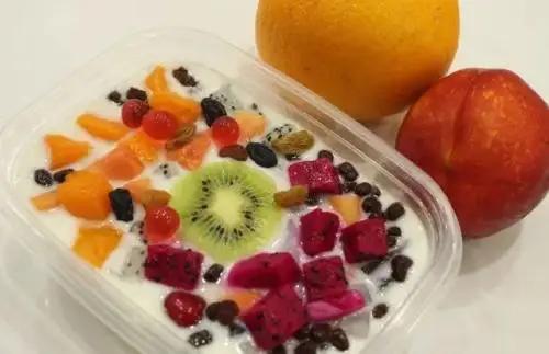 水果捞酸奶配料做法,冰淇淋水果捞做法