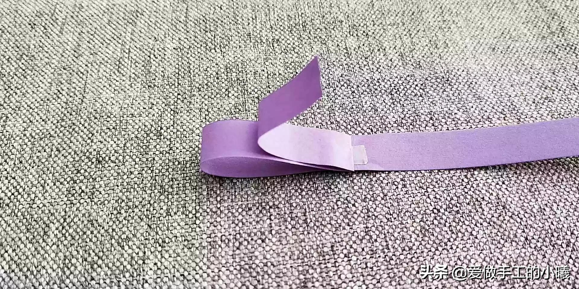 儿童折纸简单手工幼儿园蝴蝶结,蝴蝶结手工折纸超简单正方形纸