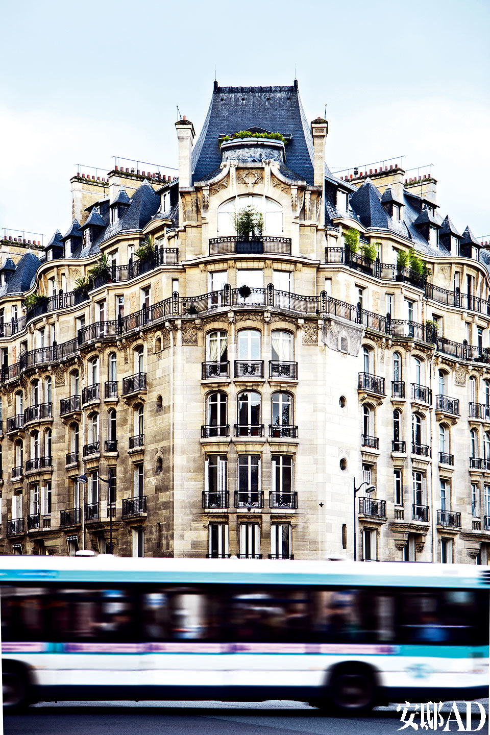 高田贤三新款图片,高田贤三法国买便宜吗